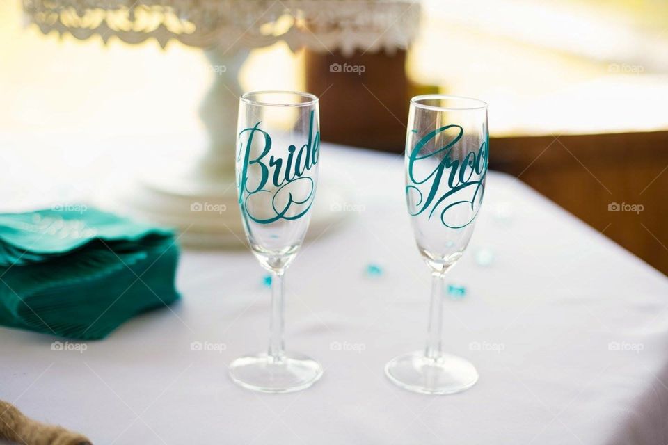 Bride & groom champagne flutes 