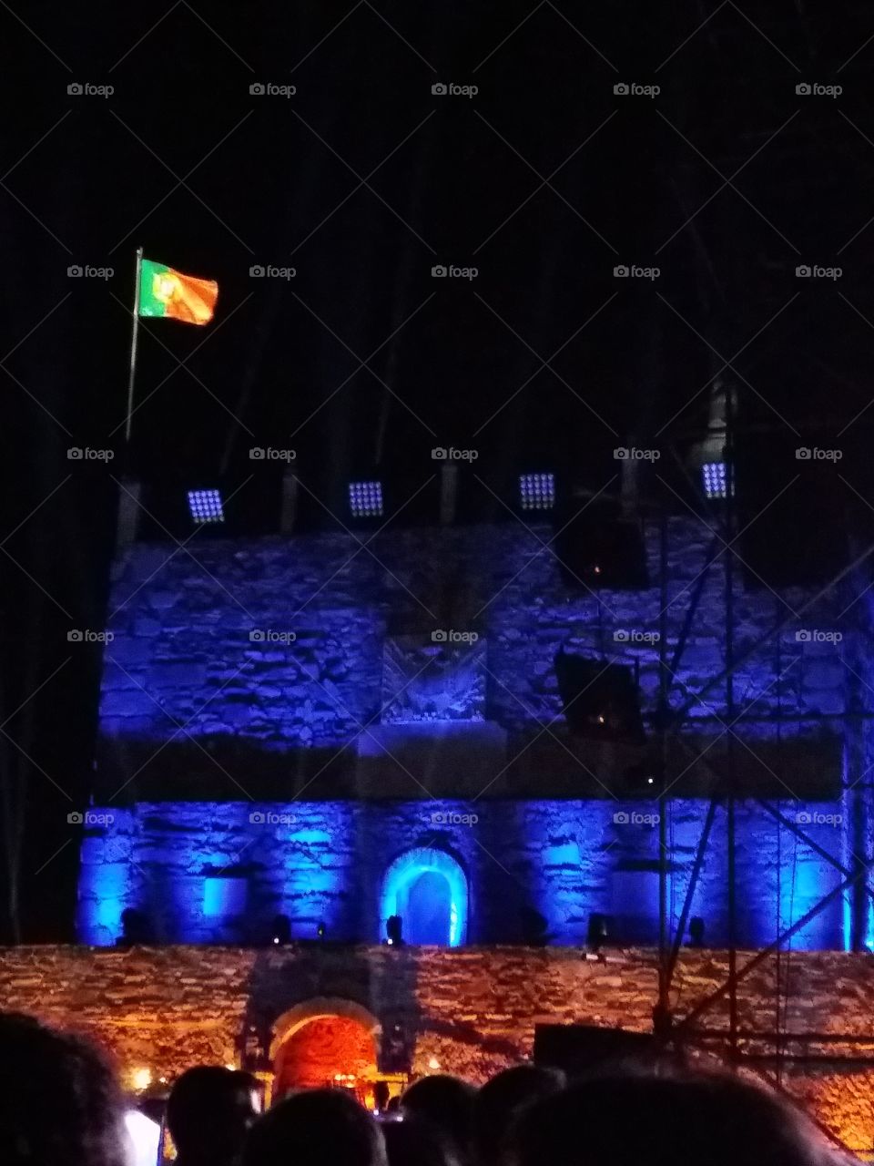 flag in castle