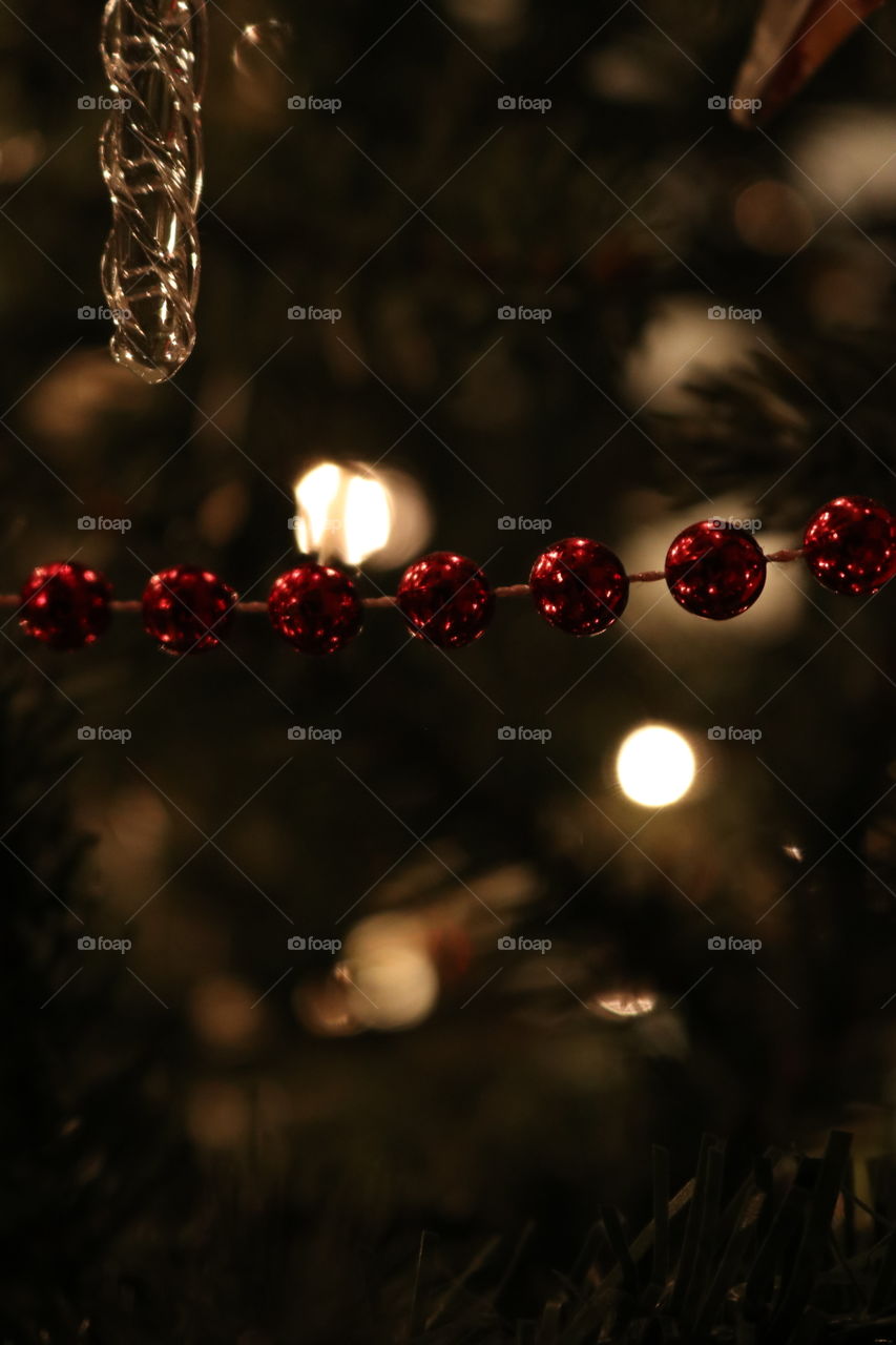 Christmas tree decoration beads