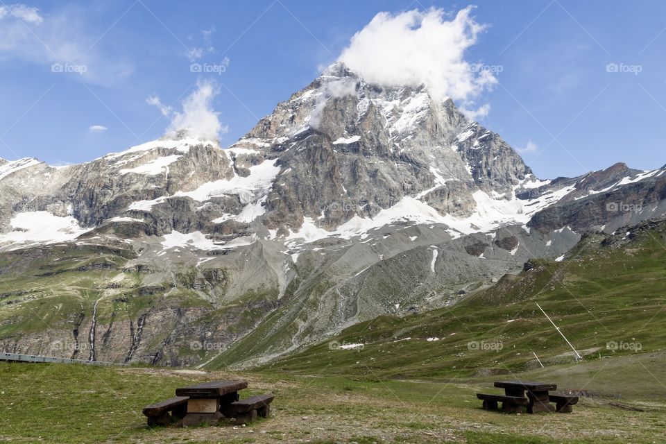 Matterhorn Italy, mountain peak Italian Alps in summer, Breuil-Cervinia Italia, Monte Cervino, Italien sommar alptopp Alperna