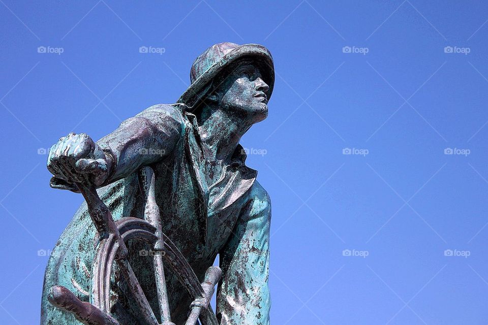 Gloucester fisherman statue