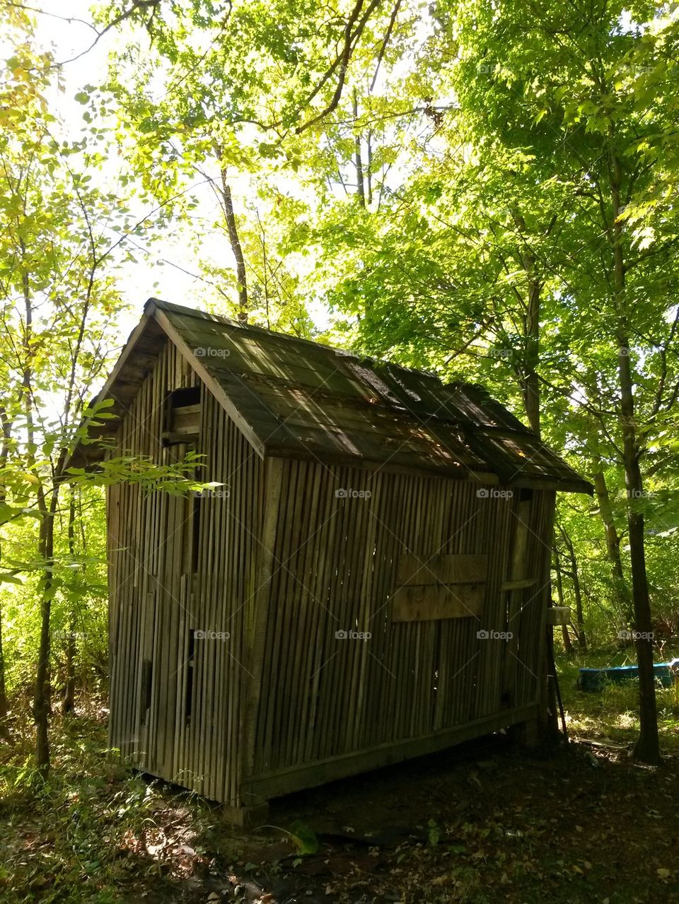 old corncrib