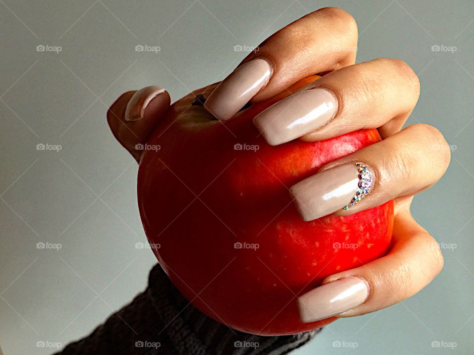 Beige nail polish with pearl! 