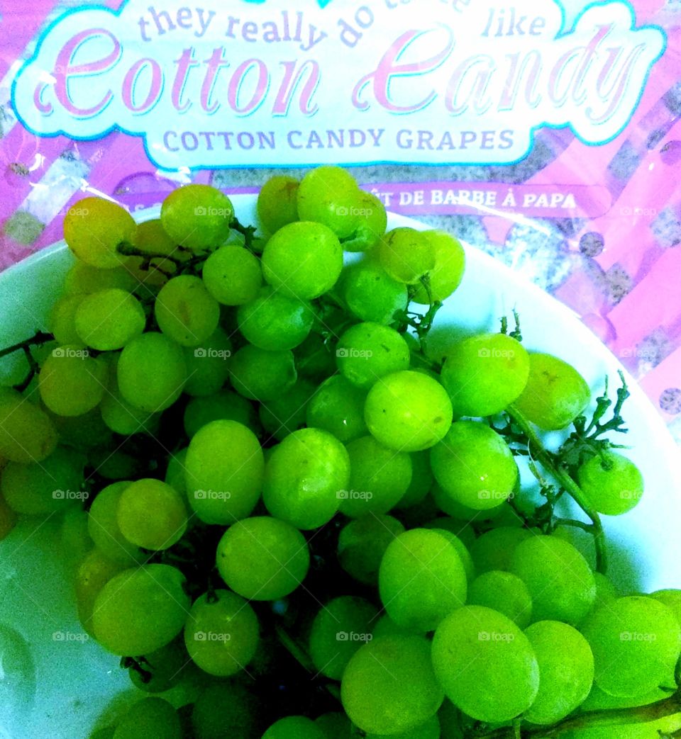 Cotton Candy Grapes an Hybrid Fruit filled with Health Benefits!