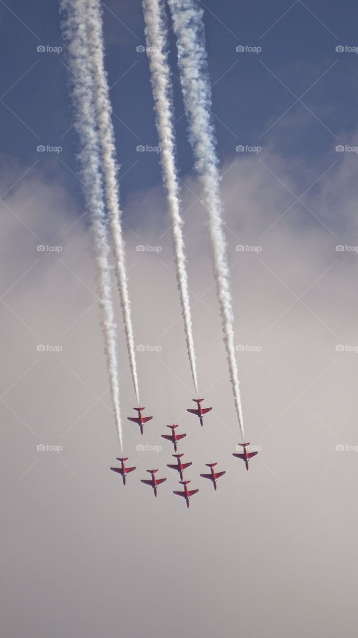 Red arrows