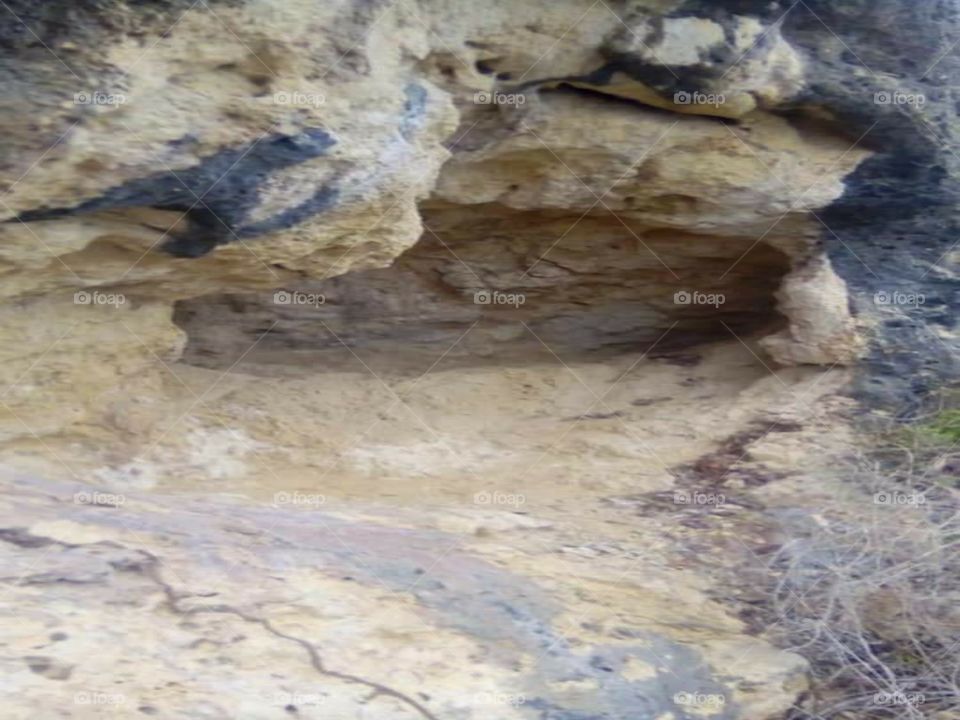 Lovers leap cave