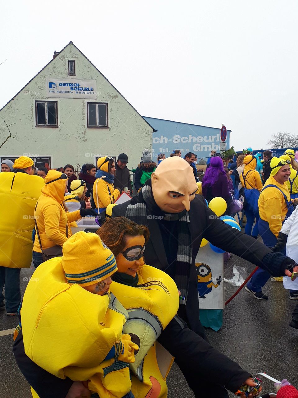 masquerade in Germany,Neustadt an der Donau, minions