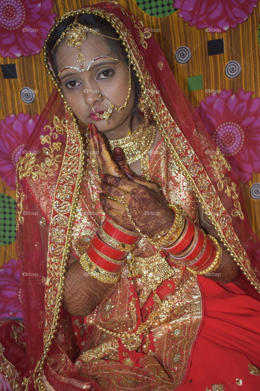 दुल्हन फोटो dulhan pic
cameraman Mukesh kumar
cameraman Kuldeep kumar
cameraman Rahul pandey
