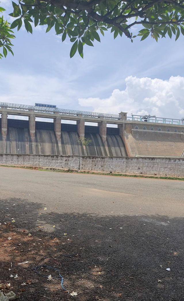dam image