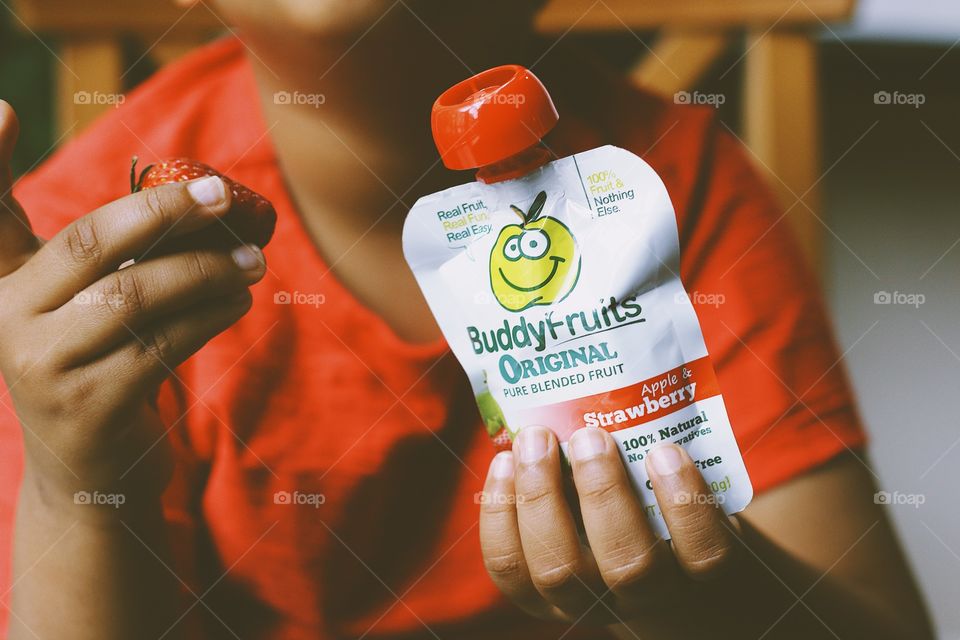 Love for buddy fruits 