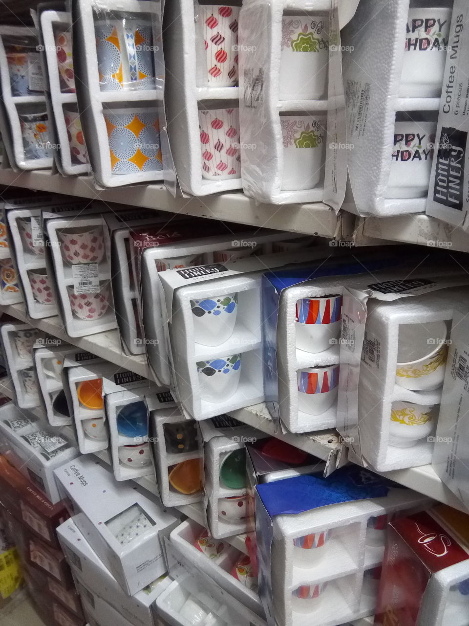 packings of different designed cups