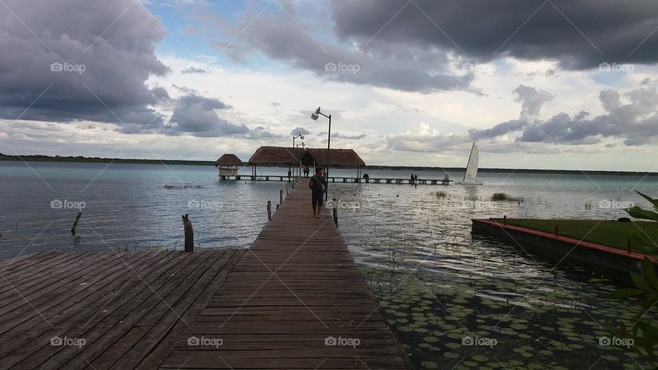 muelle laguna Bacalar México