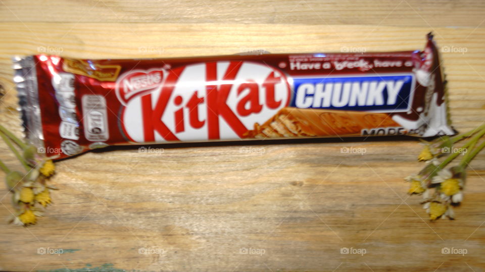 My break my KitKat