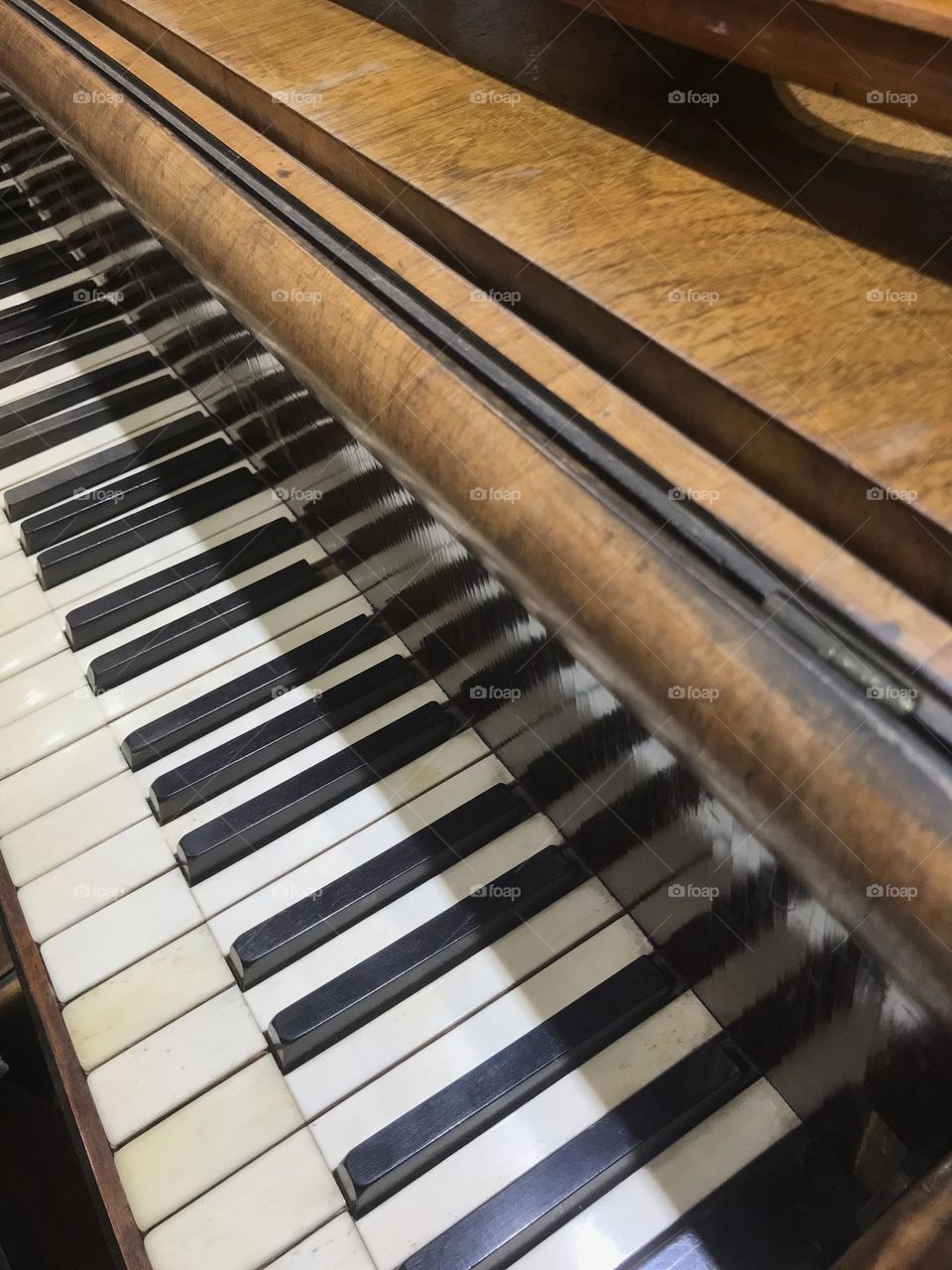 Vintage piano 