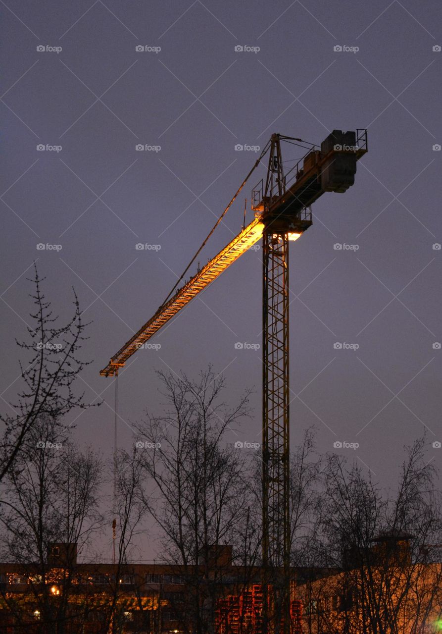 building crane geometric pattern