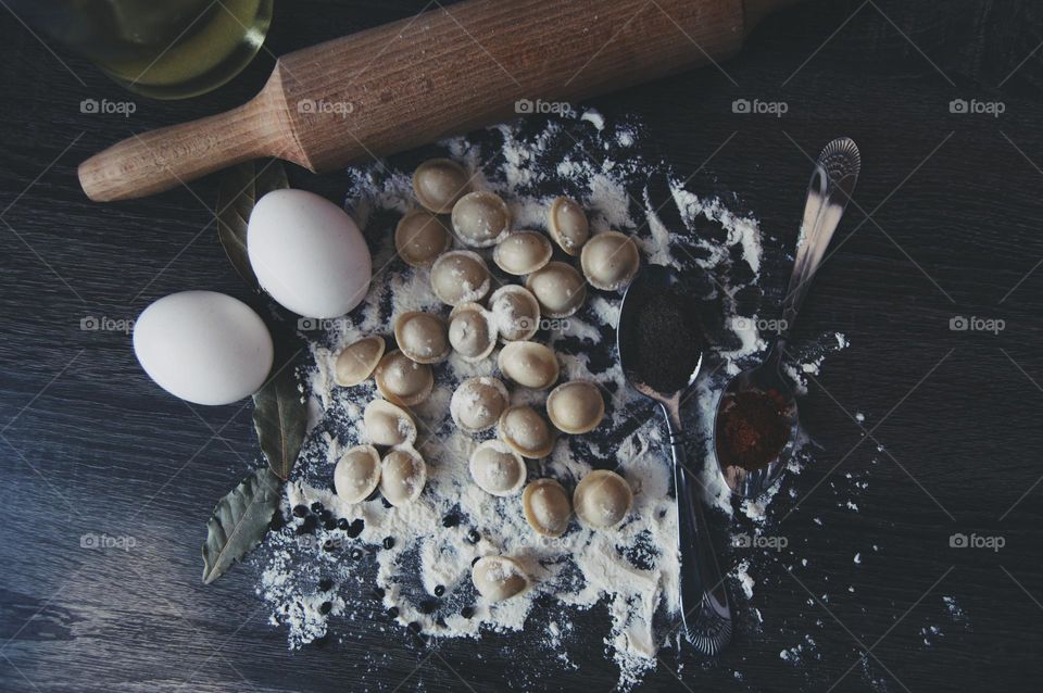 Dumplings are a famous dish of Russian cuisine. The taste, satiety and convenience of storage have made dumplings extremely popular, ready-made dumplings can be bought at any grocery store. But, of course, the most delicious dumplings are homemade.