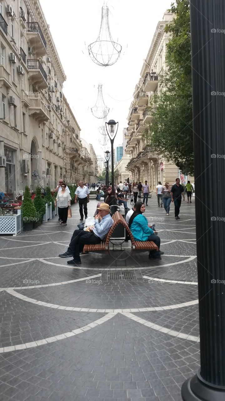 tourists at Nizami street