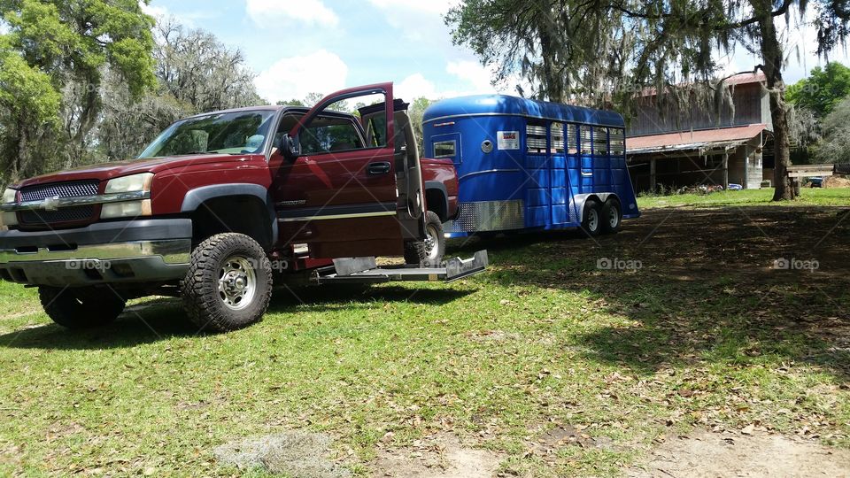 my wheelchair accessible, 2003 Chevrolet Silverado 2500HD(I'm a high level Paraplegic), I was transporting a horse from a rescue facility back to the Equine Assisted Therapy facility I volunteer with. We cater to those with Special Needs(I.e. Autism, Down Syndrome, cerebral palsy etc..) & Disabled Veterans
