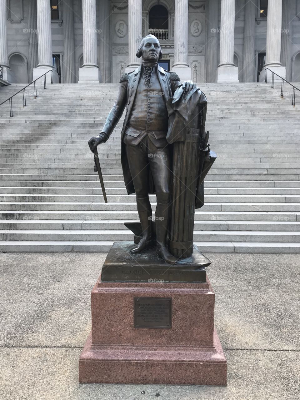 The George Washing’s statue in front if the SC Statehouse with his actual partial preserved cane.