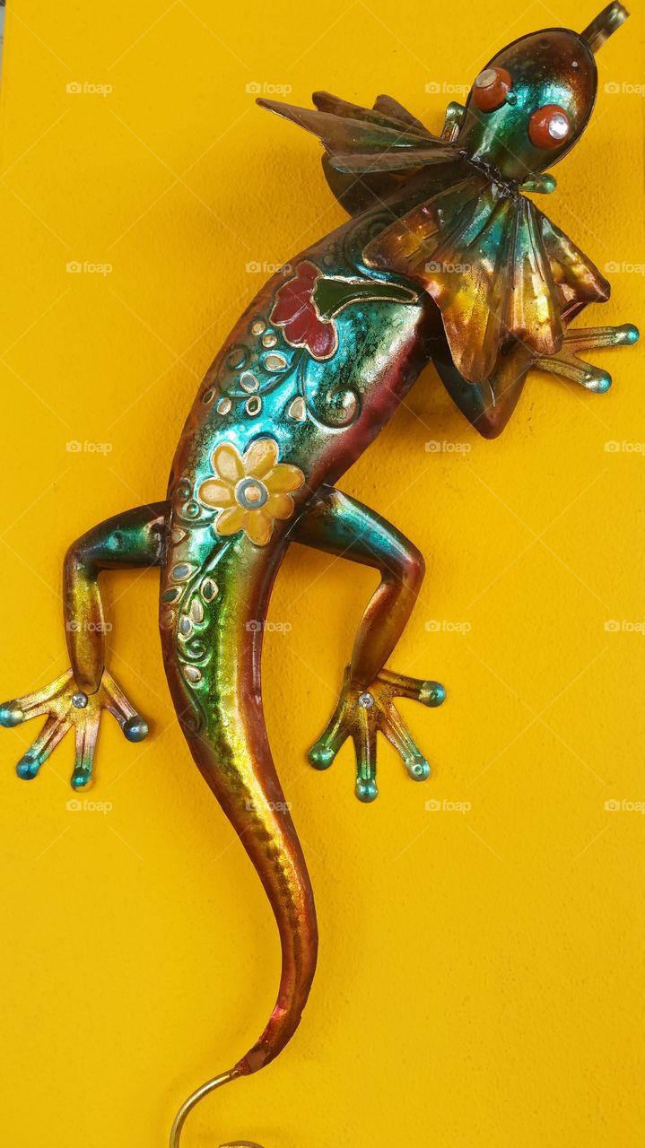 Wall art lizard
