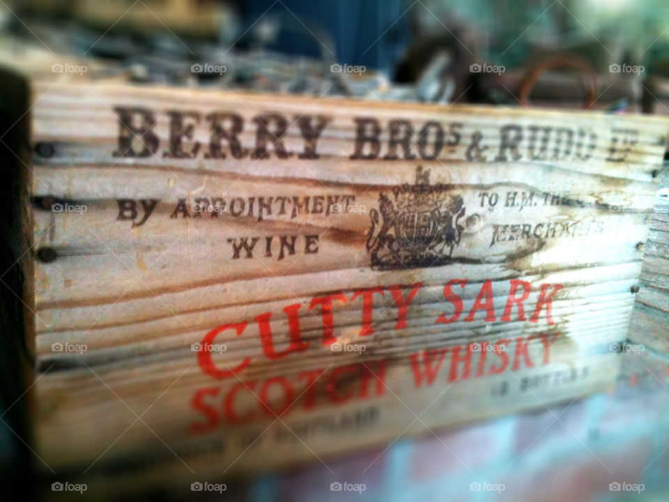 wood home box whisky by sadie.collins
