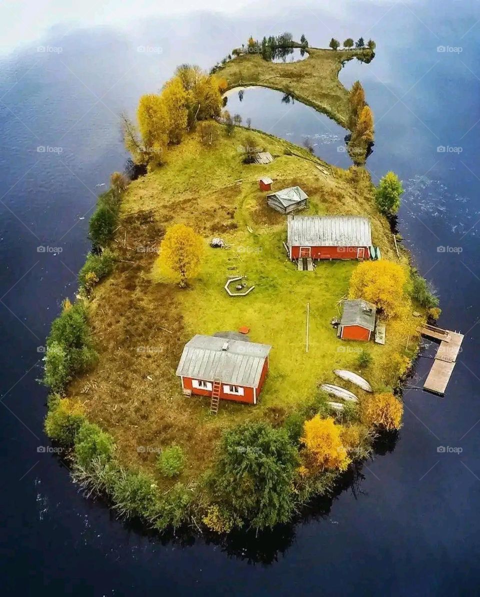 Glory be to God, the magnificent and picturesque view and the natural green trees are a view that is nothing more wonderful than it