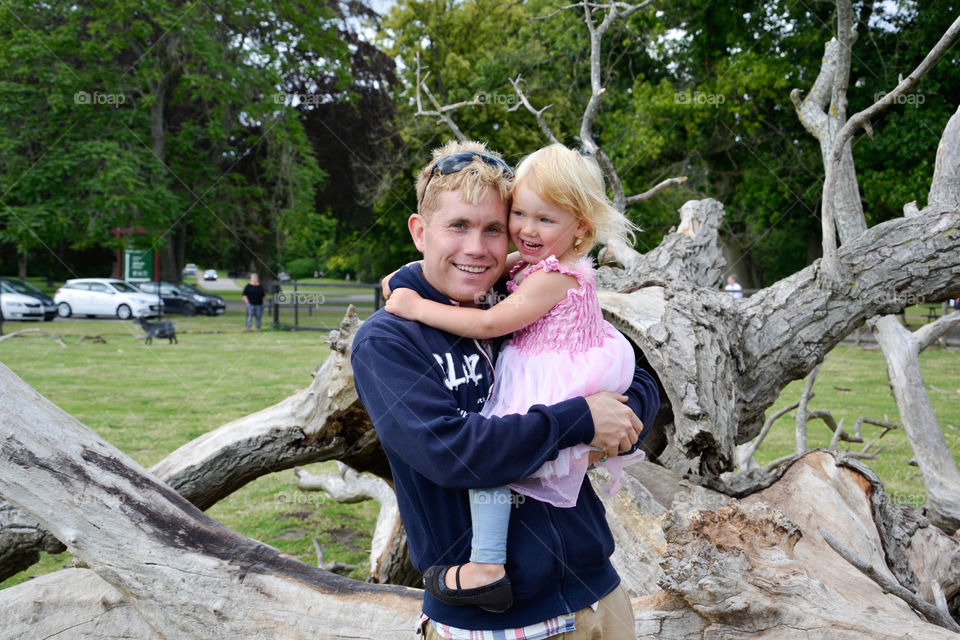 Dad and his doughter of two years old in Knutenborg Zoo in Denmark.