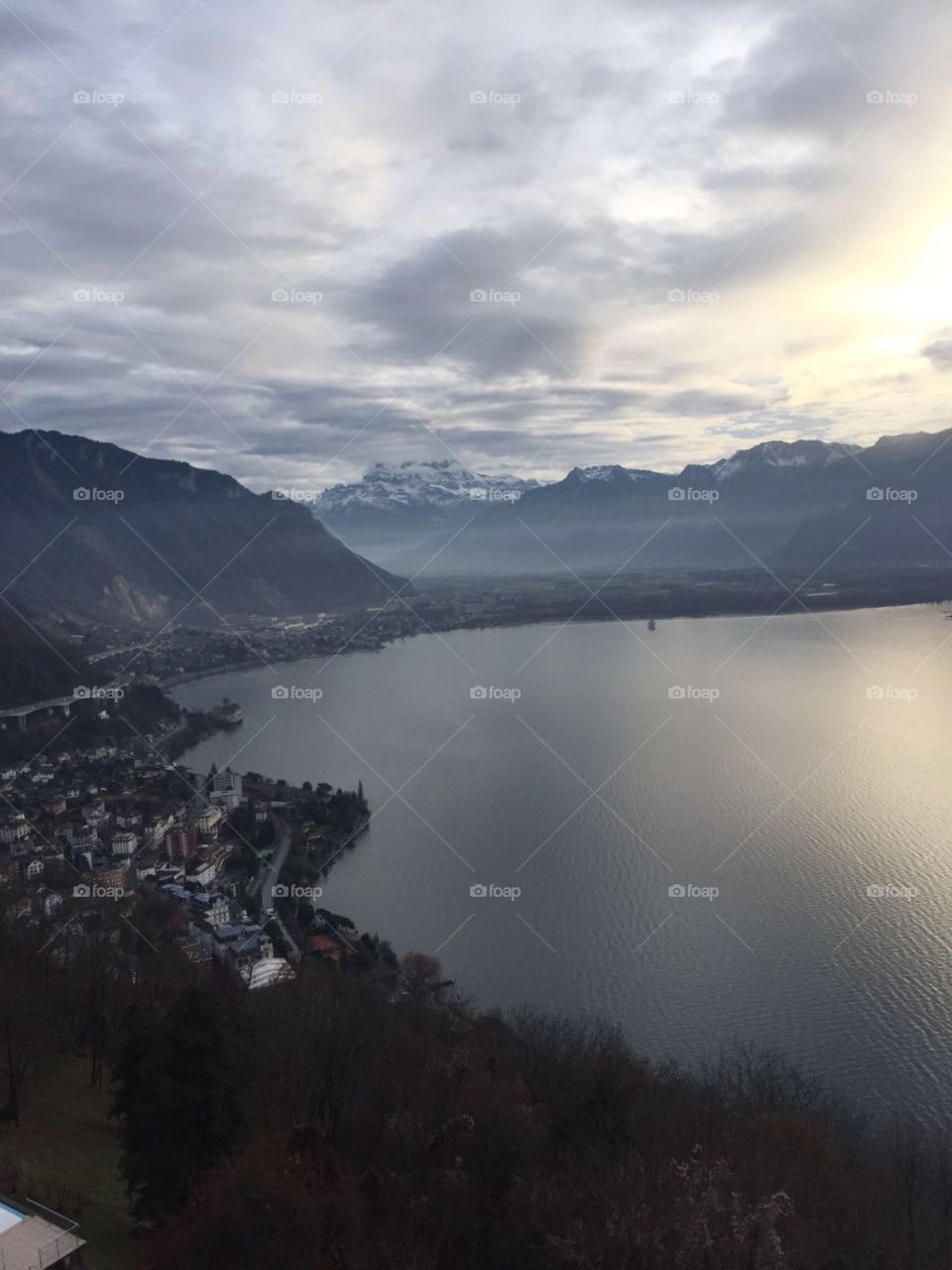 sky view Switzerland cloud clouporn lake mountain mountains