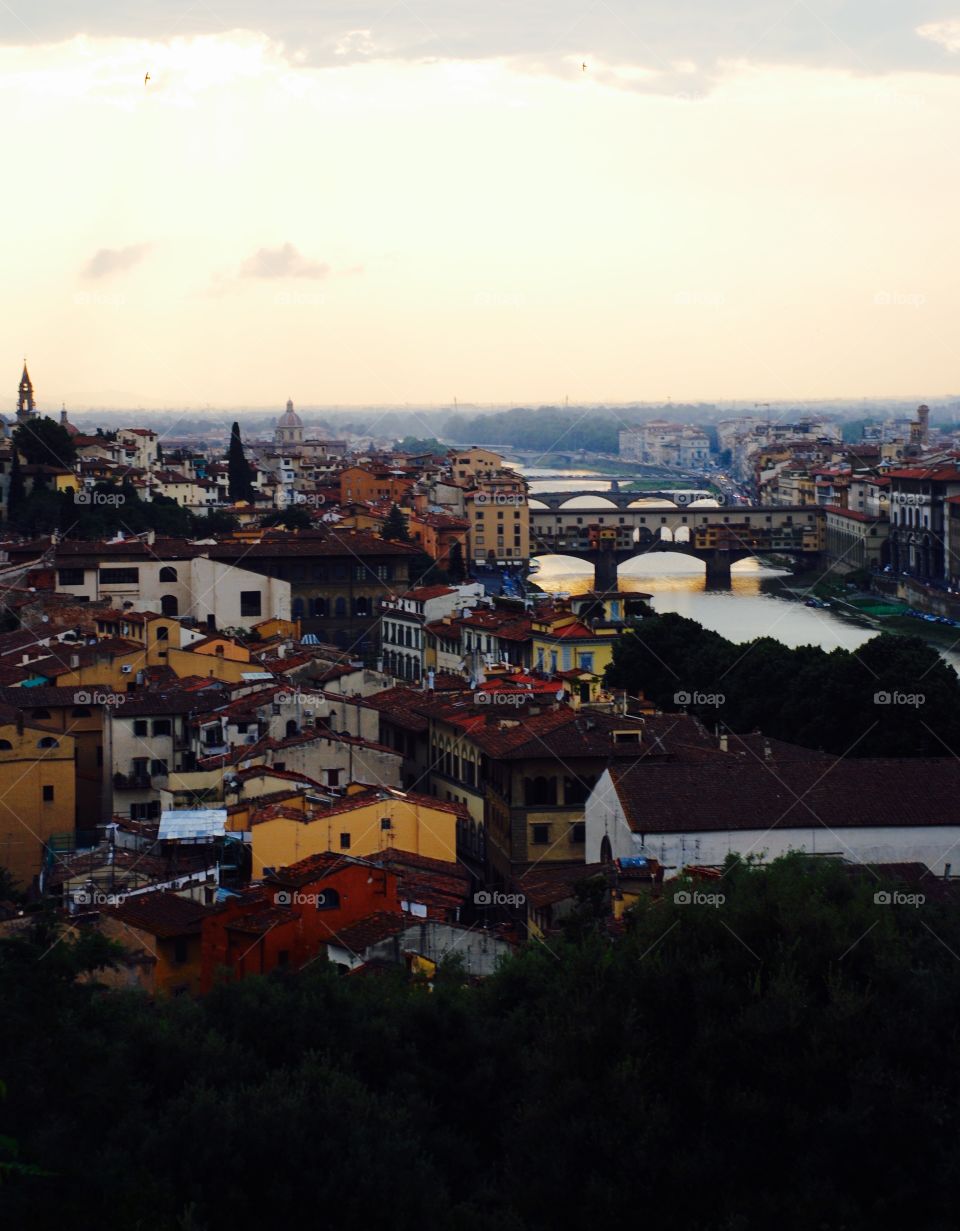 Arno. Ponte Vecchio. Florence. 