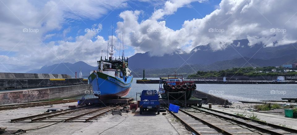 place where ships are built and repaired