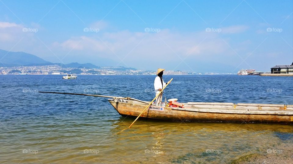 Long-tail boat