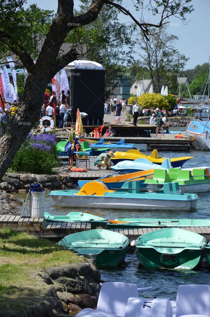 Many boats for rent