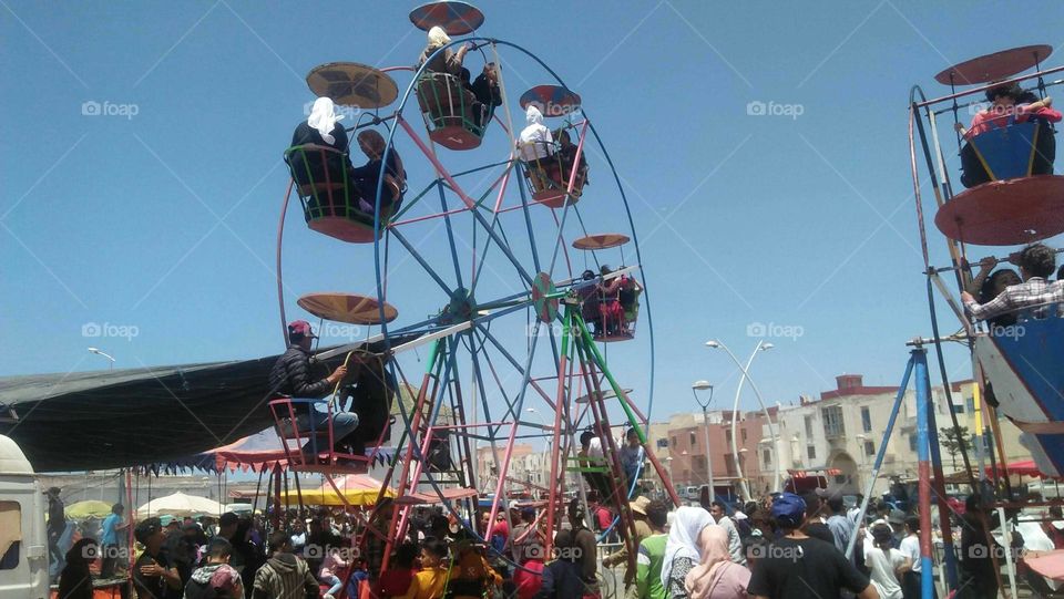 Ferris wheels.