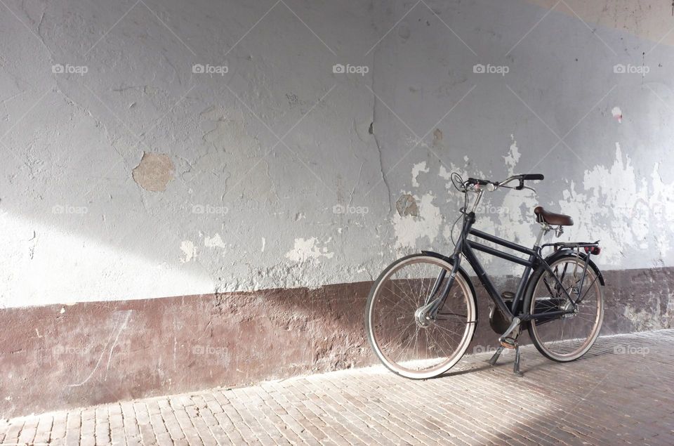 bicycle in the Street. lost bicycle