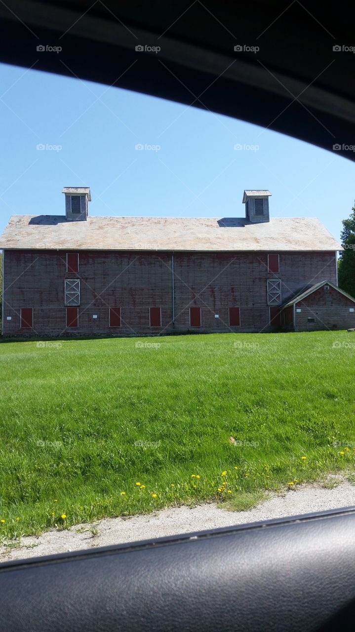 old VT barn on a back road. saw this on a lazy sunday drive,love the old barns,so pretty 
