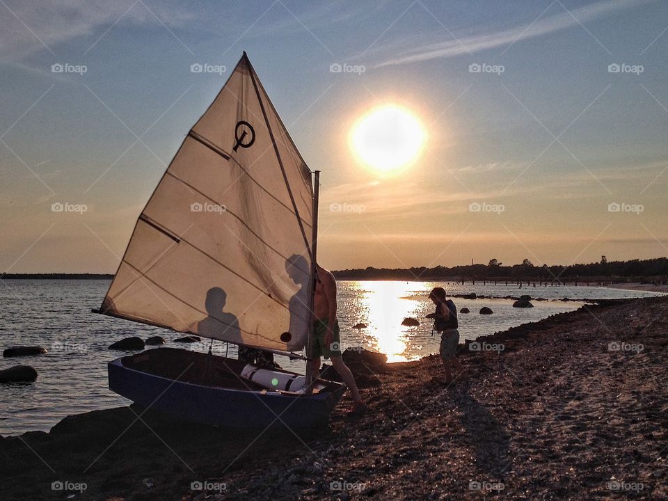 Getting help to set sail