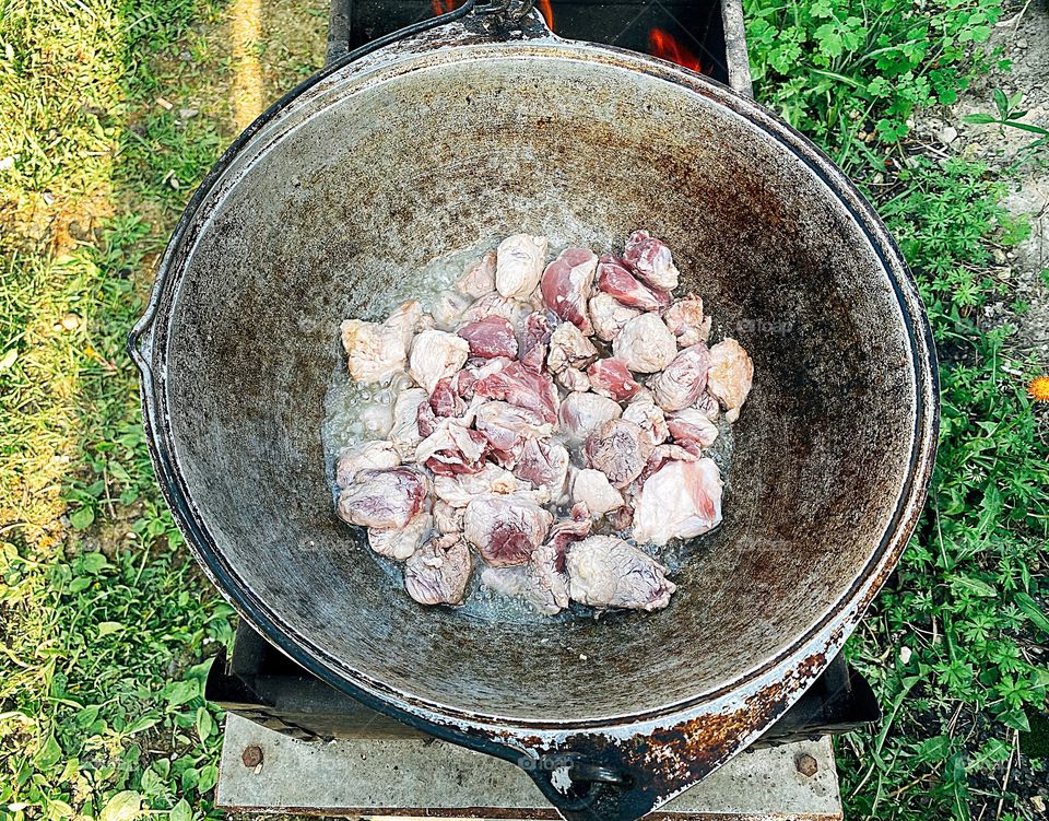 Cooking food on the campfire