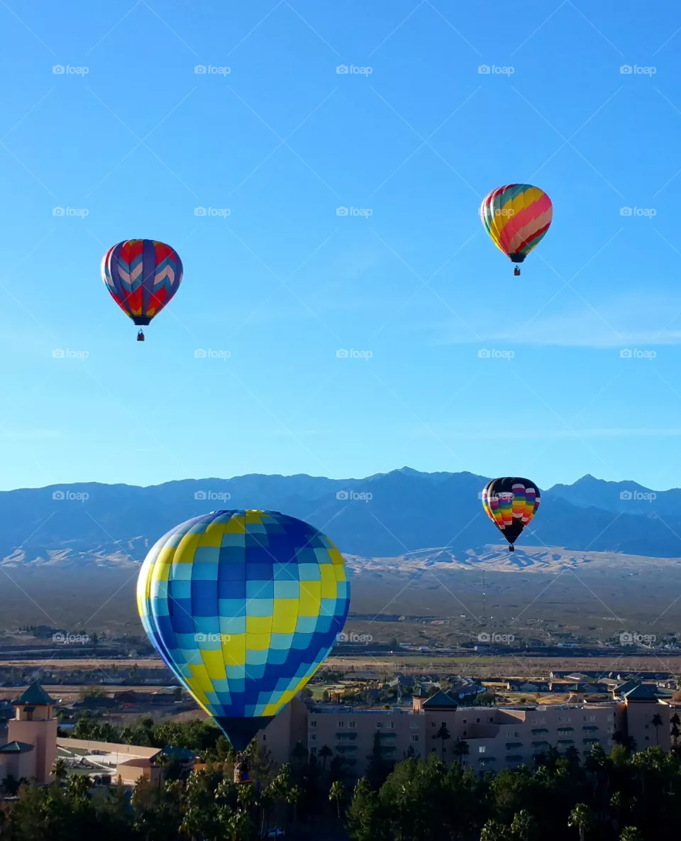 Hot air balloons 