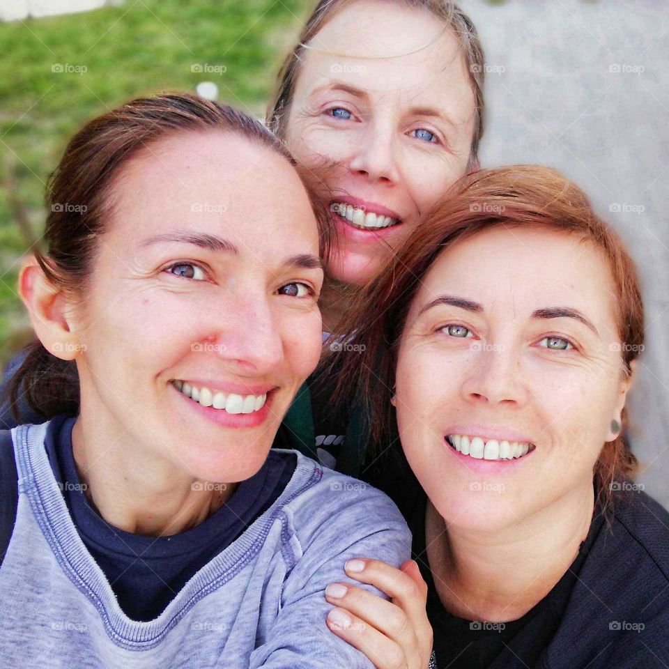 Best friends.. Beautiful eyes