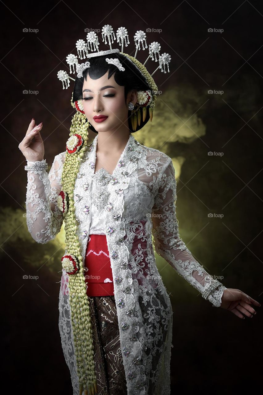 Javanese bride model