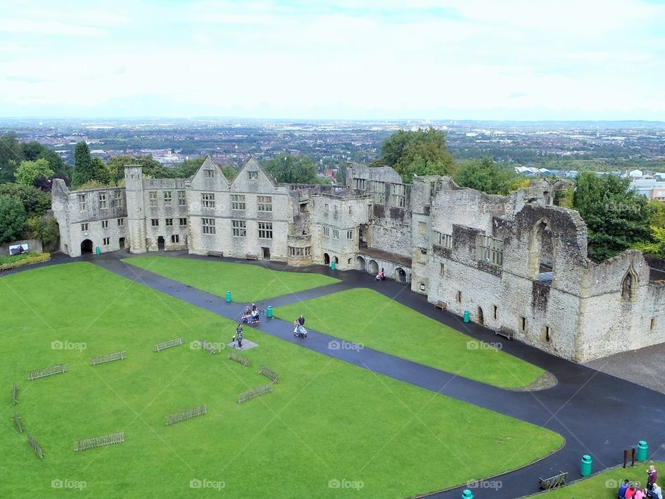 Castle and rain 