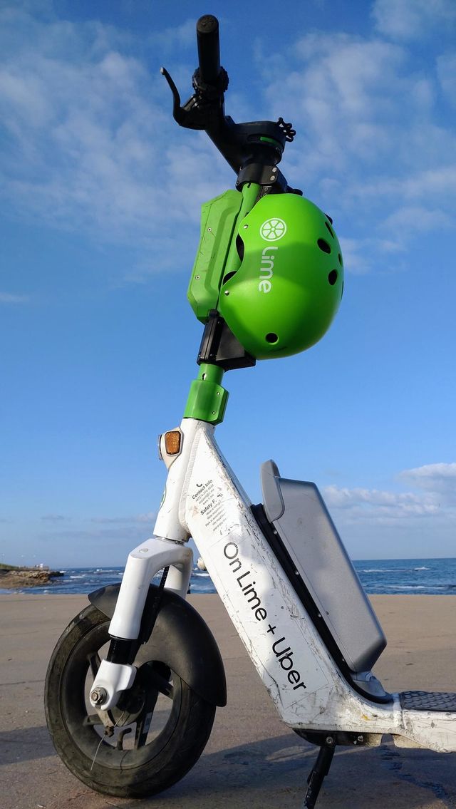 Scooter 🛴 Sea🌊 Blue sky 🩵 Outside 🛴Hire🛴