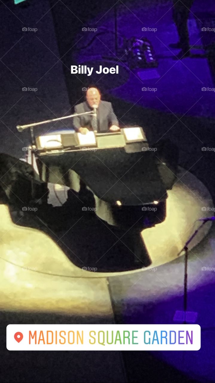  Billy Joel 