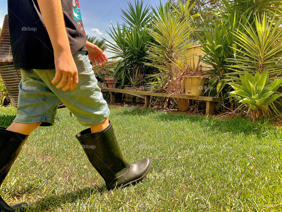 Whilst in quarantine, it’s a perfect time to start gardening new plants in your backyard! This man has got the gumboots on ready to go on this beautiful sunny day. 
