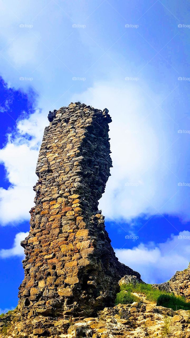 Sky in Siria castle