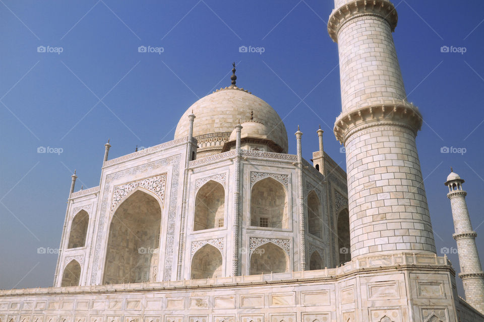 The beautiful Taj Mahal architecture. Agra, Uttar Pradesh, India