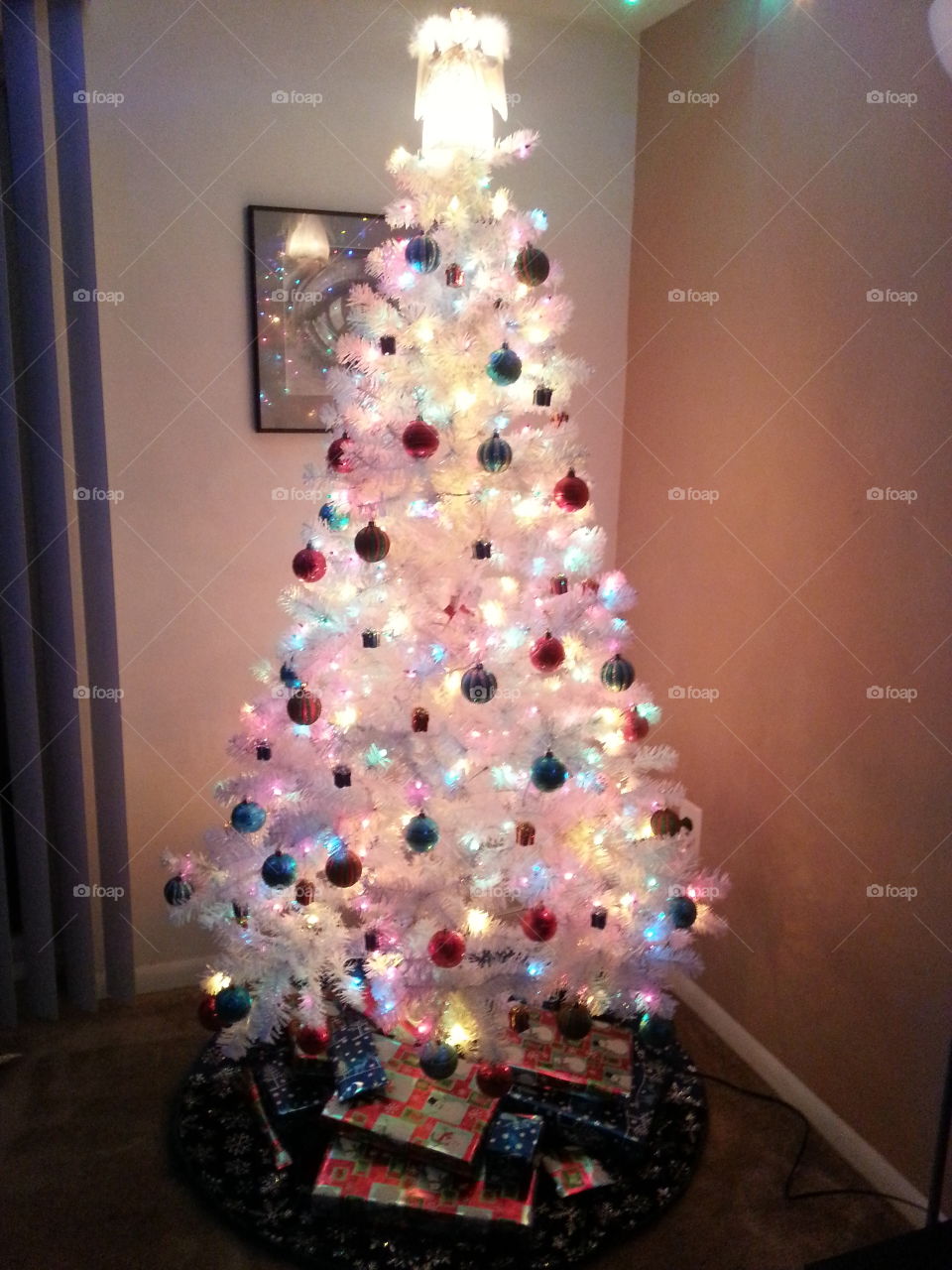 White Christmas tree