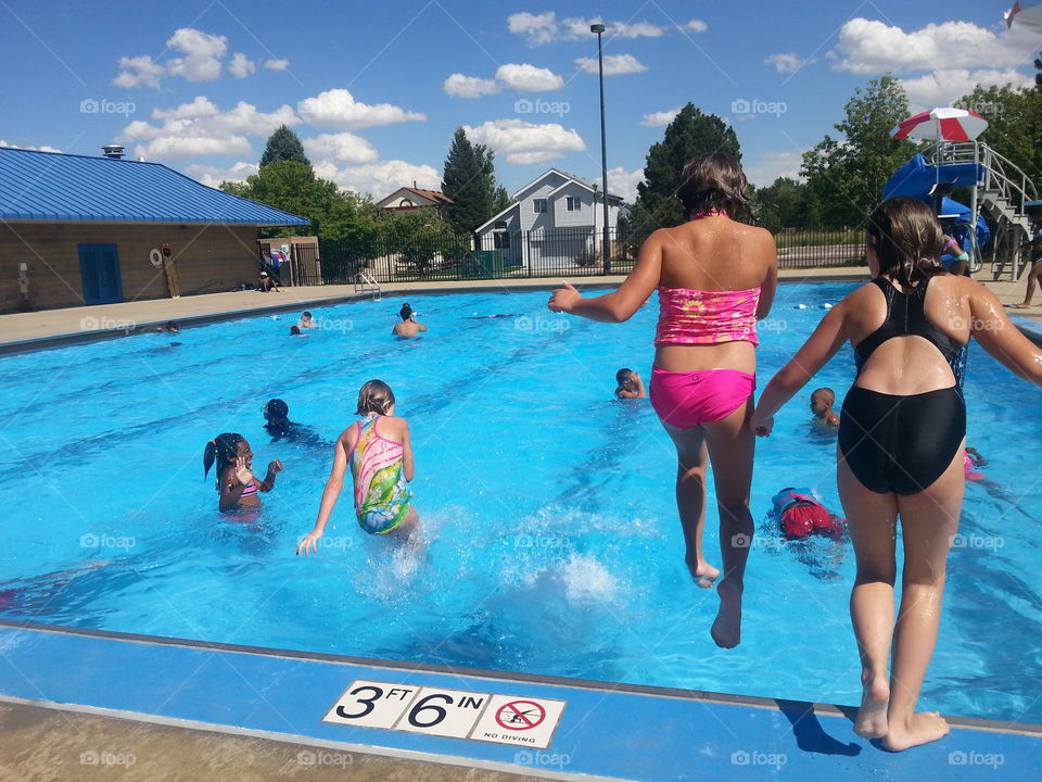 poolfun. fun with cuzens