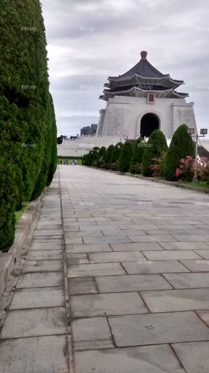 Taiwan changing of the guard building