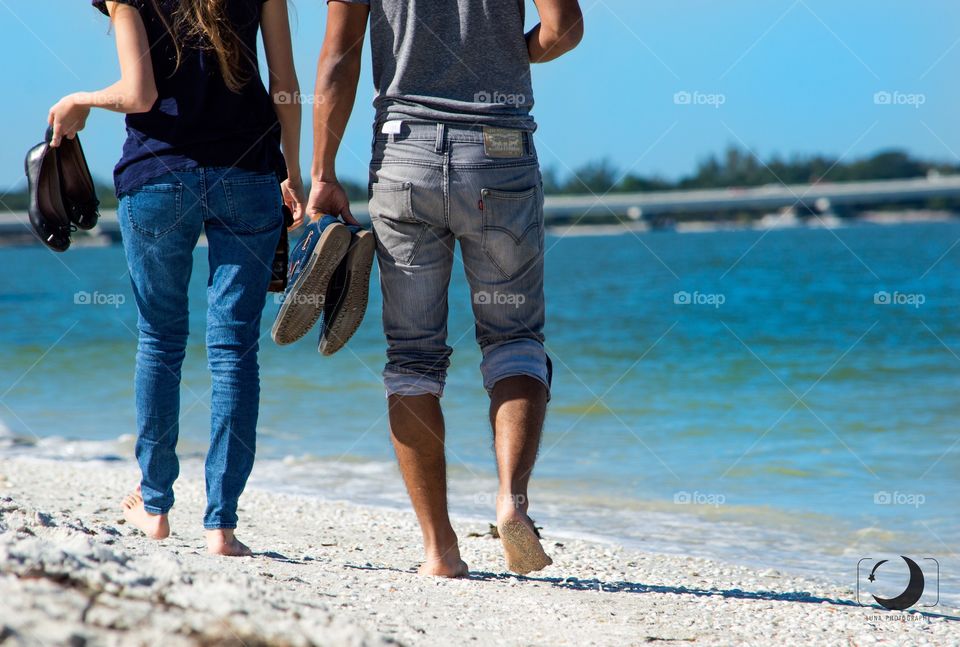  Barefoot Stroll